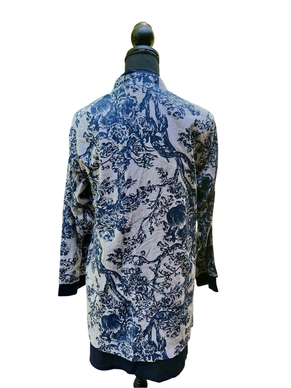 Soft Surroundings Empress Blue and White Toile Mandarin Jacket - Picture 3 of 6